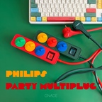 #오감리뷰 프로그램을 통해 제품을 제공받아 직접 사용하고 스타일링한 후기입니다.

PHILIPS PARTY MULTIPLUG_RED & GREEN

원래부터 존재한 컬러의 세계이지만 올 한 해 느낌상 재차 컬러붐이 도래하면서 일상속 필수품도 화려한 원색의 옷을 입기 시작했다.

바깥에 튀어나올 수밖에 없는 멀티탭도 빨주노초파 무지개색을 입고 어디다 던져놓아도 그 자체가 스타일링이 되는 인테리어 소품의 역할까지 하게 되었다..!

게다가 기존에 전통있는 브랜드에서도 컬러옷을 입히니 기술력도 있고 인지도도 있는 브랜드에서 디자인까지 심혈을 기울여주니 금상첨와 아닌가..!

우리집은 원색의 빨주노초파로만 스타일링이 되어 있어 이 제품이 더욱 찰떡이다..!

하나씩 찬찬히 뜯어보기로 하겠다.

#멀티탭 #멀티탭추천 #컬러멀티탭 #데스크용품 #데스크테리어 #컬러 #컬러인테리어 #컬러테리어 #컬러풀 #컬러풀인테리어 #컬러포인트 #컬러포인트인테리어 #컬러소품 
