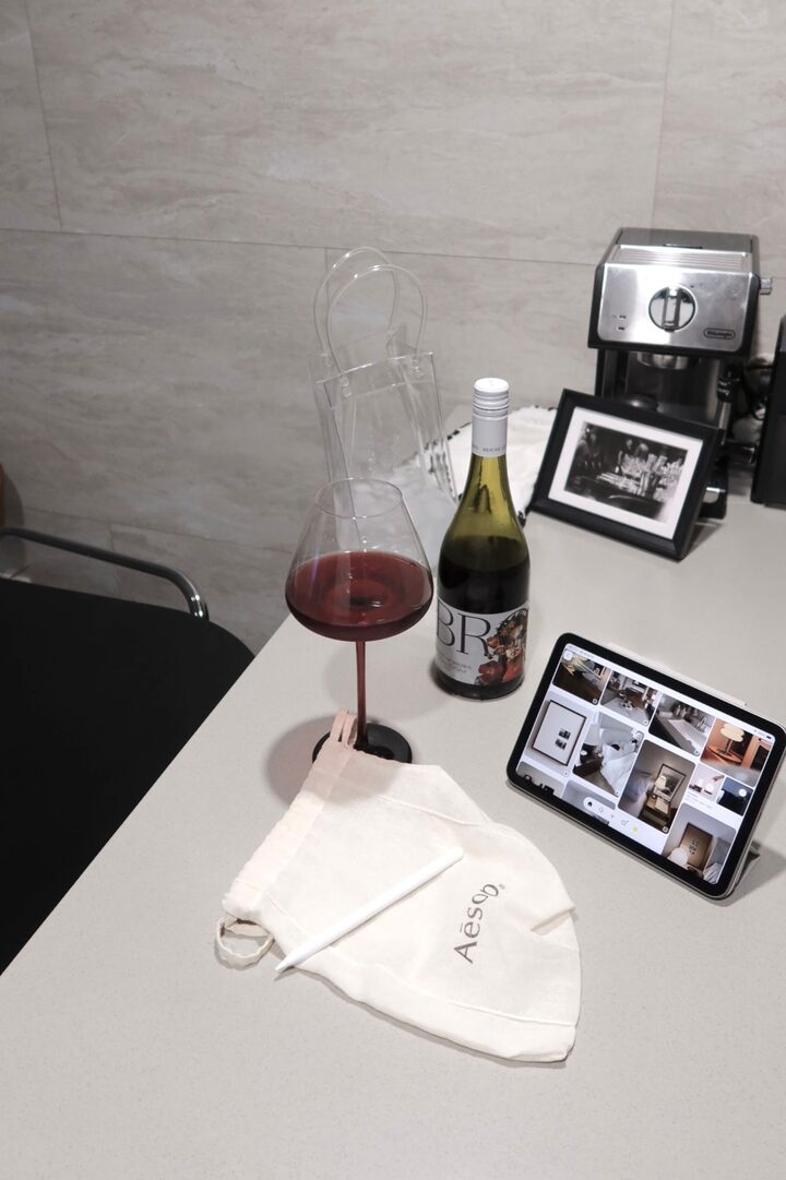 short form carousel card thumbnail