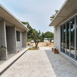 [여주 서가]
은퇴후의 집
목공방+주택
노출콘크리트 
Designed by 바이핸드 건축사사무소
BYHAND ARCHITECTS OFFICE
#노출천장 #노출콘크리트 #노출천정 #콘크리트 #콘크리트주택 #목공방 #목공인테리어 #콘크리트화이트 #콘크리트 #집꾸미기 #집스타그램 #집 #은퇴 #은퇴후집짓직 #집짓기 
