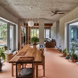 [여주 서가]
은퇴후의 집
목공방+주택
노출콘크리트
내가 좋아하는 여주 집 :) 쵝오 !! 
Designed by 바이핸드 건축사사무소
BYHAND ARCHITECTS OFFICE
#외부 #집꾸미기 #콘크리트화이트 #콘크리트 #콘크리트집 #노출콘크리트 #노콘 #노출 #콘크리트 #건축가 #건축디자인 #건축가 #건축 #나무인테리어 #자두나무 #나무살리기 #조명 #정원 #정원의풍경 #정원인테리어 #정원꾸미기 #정원집
