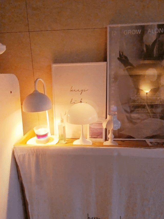 🎁ユートライト - ポータブルミニムードライトマッシュルームキノコライトカフェダンスタンド
✔2万ウォン台の価格

✔無線なのでどこでもすぐに移動してスタイリングできてとても良い照明ですよ〜

新婚夫婦や自炊する方々 手軽にホームスタイリングや照明レイヤリングをするので
とても良いと思います〜

デザインがきれいで綺麗で、私は私が欲しいところにあちこち移動してよく書いて
ある照明です😘

＃家がプレゼント辞書＃ゆう照明＃ダンスタンド＃ミニ照明＃ポータブル照明＃ワイヤレス照明＃感性照明＃インテリア小道具＃ムードランプ＃ポータブルランプ＃キノコ照明＃ウッド小道具＃フレームプレゼント＃ホームステージ＃リビングインテリア＃寝室飾り＃新婚夫婦プレゼント＃ ＃お会いしましょう