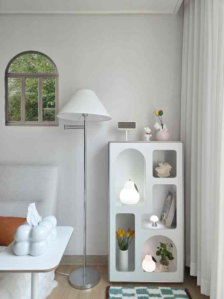 ＃五感レビュープログラムを通じて製品を提供され、直接使用してスタイリングした後期です。

私の家に新しい装飾が入ってきました♥
イアン家具フローエンループミッドセンチュリー600非定型飾り

リビングに置くだけでもフォトゾーンができる装飾場！
滑らかなアーチ形曲線とスチールフレーム
ミッドセンチュリー感性を際立たせてくれる装飾場です！

私の家＃ホワイトインテリアに合わせて＃ホワイト装飾場に選びました。
私の家に喧嘩..!!本当以上きれいで見る度にいいです。



＃装飾的な装飾品＃装飾的な装飾のインテリア
＃ミッドセンチュリーインテリア＃ミッドセンチュリーモダン＃イアン家具
＃リビングルームの装飾＃オブジェの装飾＃オブジェ＃オブジェ営業大会＃ホワイトインテリア＃リビングインテリア
＃リビングスタイル＃リビングルームスタンド＃リビングライト＃シンヒタ
＃シンヒタインテリア＃ハッピーハウスインテリア＃55タイプ＃ミニラグ＃新婚インテリア＃今日のガーデン＃ 
#フランテリア 
