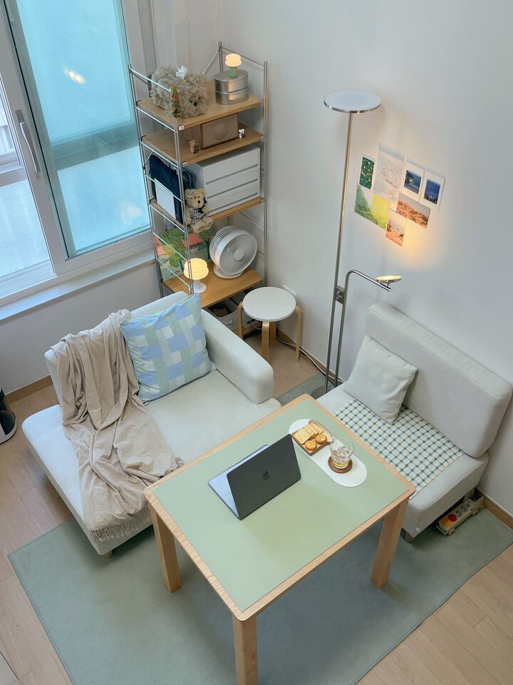 short form carousel card thumbnail