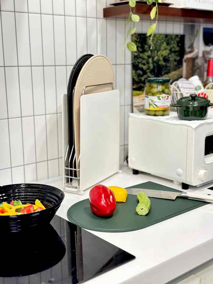 ＃五感レビュープログラムを通じて製品を提供され、直接使用してスタイリングした後期です。

最近キッチンで一番よく使っているアイテムがまさに一日の空間シリコンドーマ。
デザインから使用感までとても満足していて紹介してみます。


#ドマ #シリコンドマ #キッチン用品 #感性キッチン #調理器具  #キッチンインテリア #キッチン飾り #キッチン定着テム #キッチン用品 #キッチン蜂蜜チップ #キッチン蜂蜜テム #一日の空間 #トマおすすめ #トマセット #トマガチ台 #きれいなテム最高屋 #今日の私の家＃キッチン整理＃狭いキッチン整理＃狭いキッチンインテリア＃狭いキッチン