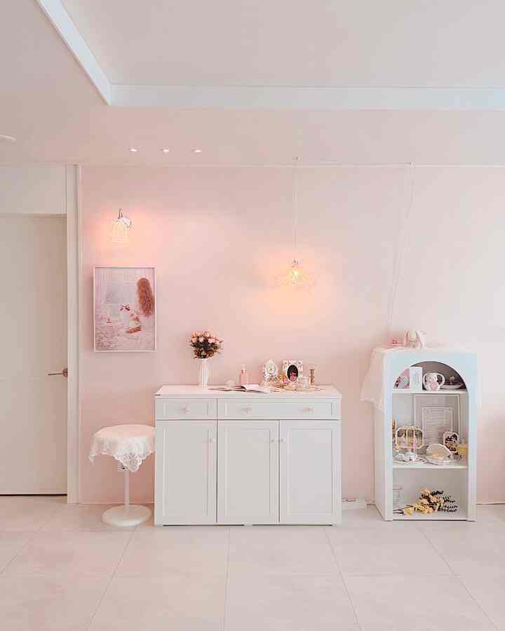 
私は直接フィルム建設に変えました
リビングルームとキッチンを紹介しようとしています。