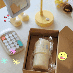 🦙알파카의 #실패없는선물추천  🎁 내가 쓰려고 만들었다가 지인들이 더 좋아해준 #허니파카스튜디오 의 알파카 젤리 텀블러를 추천해요!
헤헤헤 오친님들, 저 이번 챌린지 썸네일 보고 깜짝 놀란 것 아세요? 무려 허니파카 스튜디오의 #알파카 #젤리 #텀블러 가 메인 썸네일로 올라온 것 있잖아요!🫢
#리유저블컵 #리유저블텀블러 #다회용컵 #텀블러추천 #텀블러세척 #생일선물 #생일선물추천 #1만원대선물 #1만원대선물추천 #집들이선물 #집들이선물추천 #데스크테리어 #책상꾸미기 #데스크셋업 #선물 #선물추천 #맞팔 #맞팔해요 #맞팔환영 #맞팔선팔 #오늘의가든 