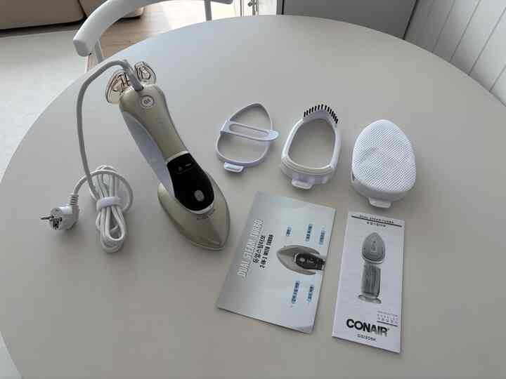 ＃五感レビュープログラムを通じて製品を提供され、直接使用してスタイリングした後期です。

いつものシャツやリネンのようにしっかりと着る服が多くてスチームアイロン一つちゃんと書いてみたかったのに今回使ってみたコーンエアデュアルスチームアイロンは思ったよりずっと満足でしたよ🤍

＃賢明な消費＃コンスープ記録集 