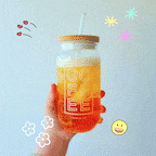 🦙알파카의 #현명한소비 는 #아마드 사과홍차와 #제로사이다 예요🍎

무더위가 빼꼼 고개를 내미는 6월이 왔어요! 오친님들 모두 건강한 초여름 보내고 계신가요? 

오늘은 작년 여름에도 한 번 소개했던 제 최애 여름 음료 레시피를 소개하고 싶어요! 바로바로 제로사이다에 냉침한 아마드 과일홍차입니다!🍹

#콘수프기록집 6-1 #콘수프기록 #오홈스토랑 #홈카페 #홈카페존 #홈카페소품 #홍차 #과일홍차 #아마드홍차 #나의한잔기록 #일상 #에이드 #유리빨대 #빨대 #유리잔 #유리컵 #내열유리컵 #내열유리잔 #사이다 #칠성사이다 #사과홍차 #레시피 #맞팔 #맞팔선팔 #맞팔환영 #오늘의가든