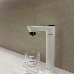 💧✨
매일 사용하는 공간일수록
디테일이 중요합니다.
주방의 분위기를 완성해 주는
깔끔한 정수기 수전 포인트. 🤍
#주방인테리어 #주방꾸미기 #주방디자인 #주방리모델링 #아일랜드주방 #주방수전 #정수기수전 #수전인테리어 #주방디테일 #주방스타일링 #아파트인테리어 #인테리어 #인테리어디자인 #인테리어스타그램 #집꾸미기 #집스타그램 #오늘의집 #랜선집들이 #미니멀인테리어 #화이트인테리어 #모던인테리어 #감성인테리어 #홈스타일링 #홈인테리어 #주방용품 #신혼집인테리어 #아파트리모델링 #리모델링 #주방인테리어추천 #유쾌한녀석들