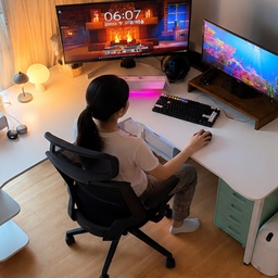 좁은 방이라고 넓은 책상을 포기할 필요는 없습니다.
제닉스 L데스크 프로는 코너 공간까지 활용하는 ㄱ자 구조로 일반 책상보다 더 넓고 효율적인 작업 환경을 만들어줍니다.
✔ 넉넉한 작업 공간
✔ 듀얼 모니터 배치도 여유롭게
✔ 게임과 업무를 한 공간에서
✔ 주변기기까지 깔끔하게 정리
영상 편집, 재택근무, 게이밍까지.
한 번 세팅하면 다시 작은 책상으로 돌아가기 어려운 이유를 직접 느껴보세요.
#제닉스 #L데스크프로 #ㄱ자책상 #코너책상 #넓은책상 #게이밍책상 #사무용책상 #홈오피스 #데스크테리어 #공간활용 