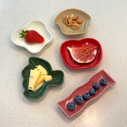 작고 알록달록해서 너무 귀여운 접시 ! 그릇에 하나하나 담아내면 힐링이돼요..ㅎㅎ
#예쁜템최고야 #콘수프기록집 #접시 #반찬그릇 #플레이트 #플레이트접시 #작은접시 #미니접시 #집들이선물 #종지 #맞팔
