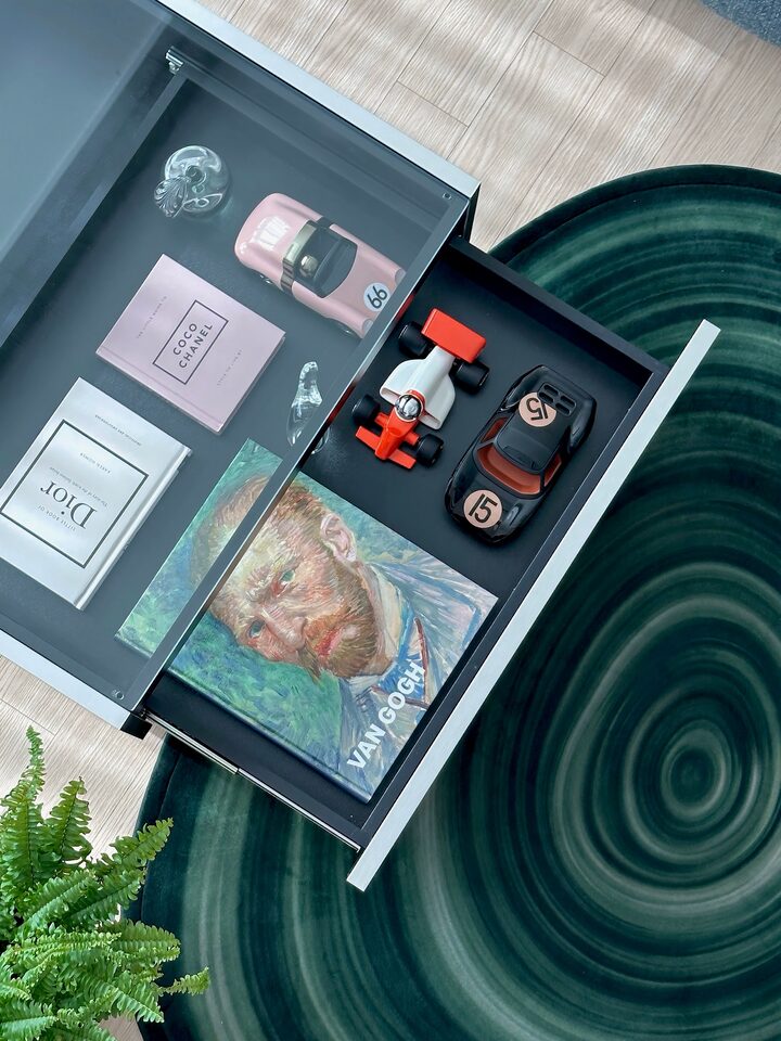 short form carousel card thumbnail