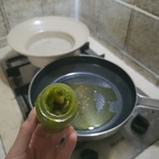 이번에는 직접 만든 바질페스토로 파스타를 만들어 봤어요🌿

#오감리뷰 프로그램을 통해 제품을 제공받아 직접 사용하고 스타일링한 후기입니다.
#쿠쿠킨델 #가스레인지 #스텐코팅프라이팬 #프라이팬추천 #주방용품

