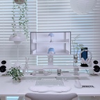 #콘수프기록집 #현명한소비

화이트 데스크테리어 게이밍 모니터 🤍
📍 픽시오 하야부사 PX257H 25인치 300Hz 게이밍 모니터

최대 300Hz 주사율을 지원하는 
25인치 FHD 게이밍 모니터로
빠른 움직임, 부드러운 화면, 
그리고 화이트 데스크테리어까지 쨘 👍

#모니터 #모니터추천 #25인치모니터 #화이트모니터 #컴퓨터모니터 #pc모니터 #게이밍모니터 #데스크테리어 #데스크셋업 #화이트인테리어 #데스크꾸미기 #데스크인테리어 #홈오피스 #홈오피스인테리어 #책상꾸미기 #책상인테리어 