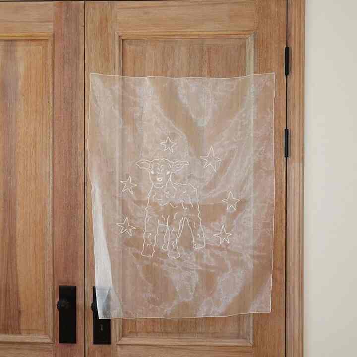 Baby sheep ファブリックポスター