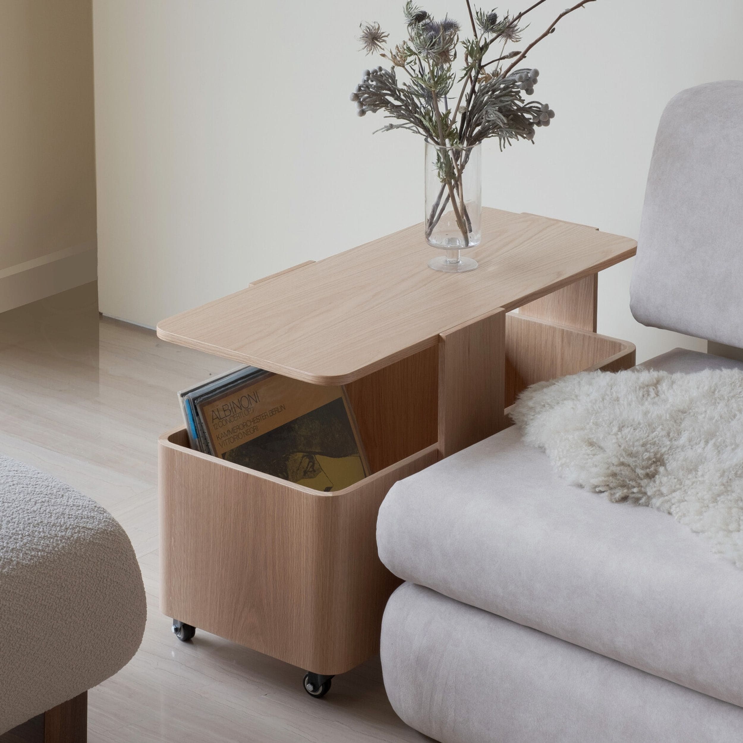 IKEA HOLMERUD ホルメルド サイドテーブル［2色］ | サイドテーブル