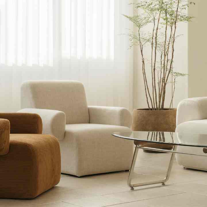 IO EASY CHAIR - IVORY