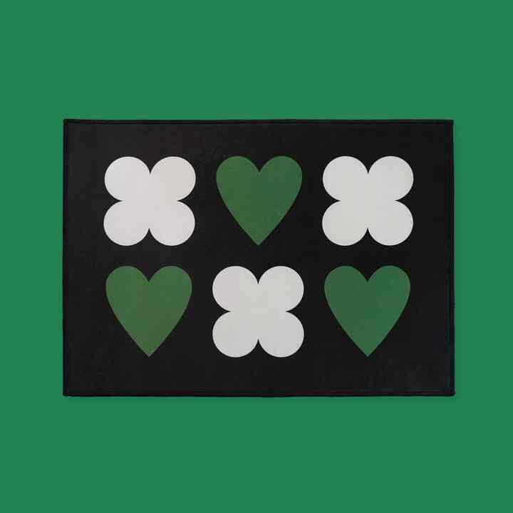 LUCKY HEARTY BLACKBERRY マット