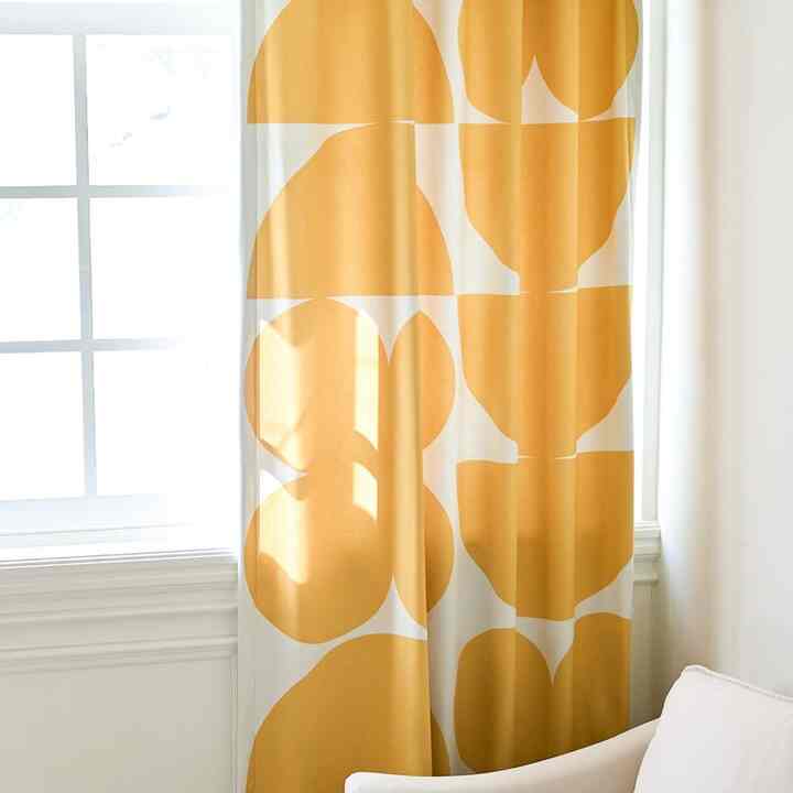 MY FAVORITE THINGS YELLOW 遮光カーテン