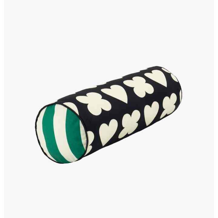 LUCKY HEARTY BLACKBERRY ロールクッション