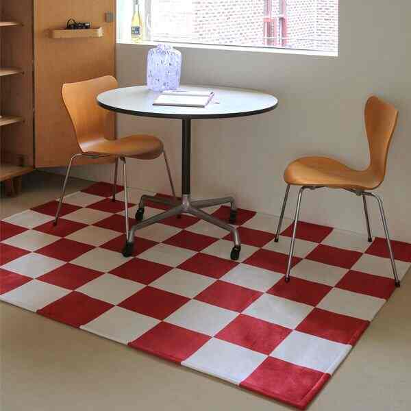 BIG Checkerboard ラグ RED［3サイズ］