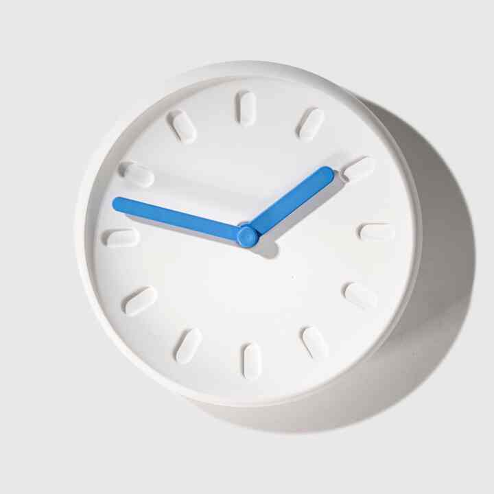 o'clock 石こう文字盤  壁掛け時計［2色］