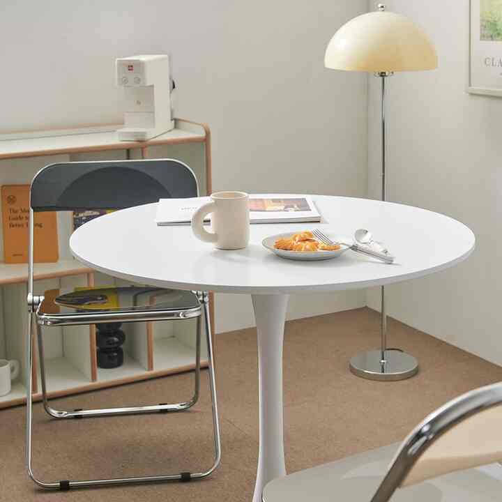 Urban 円形 ダイニングテーブル 70cm