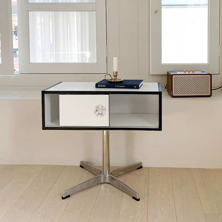 Mono サイドテーブル 収納付き［3色］