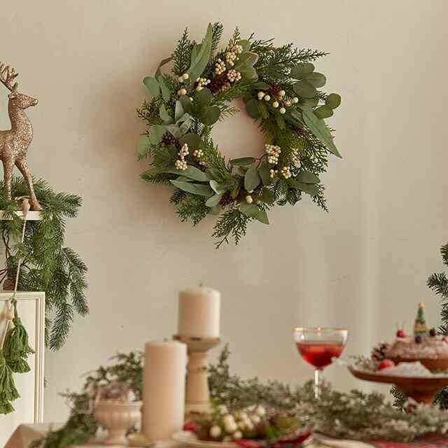 松かさ クリスマスリース