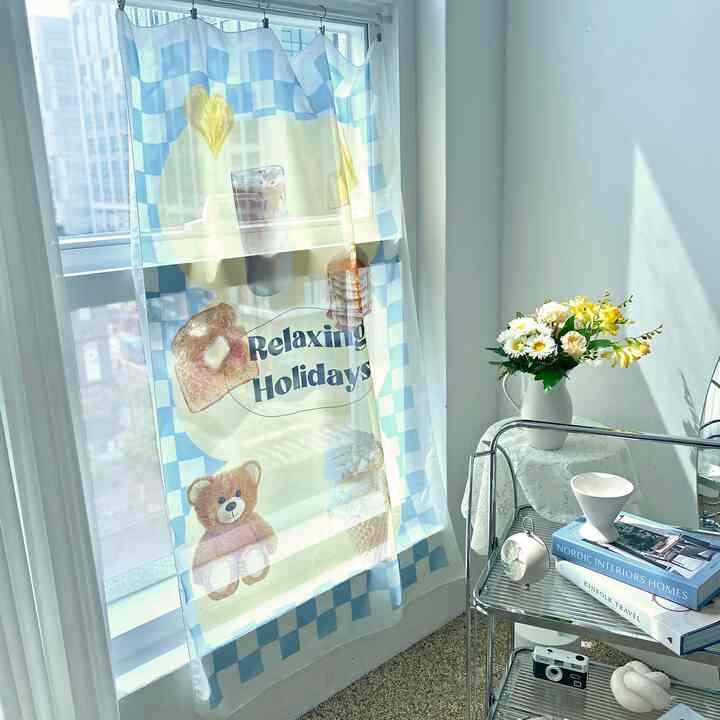 BUTTER YELLOW ファブリックポスター［2サイズ］