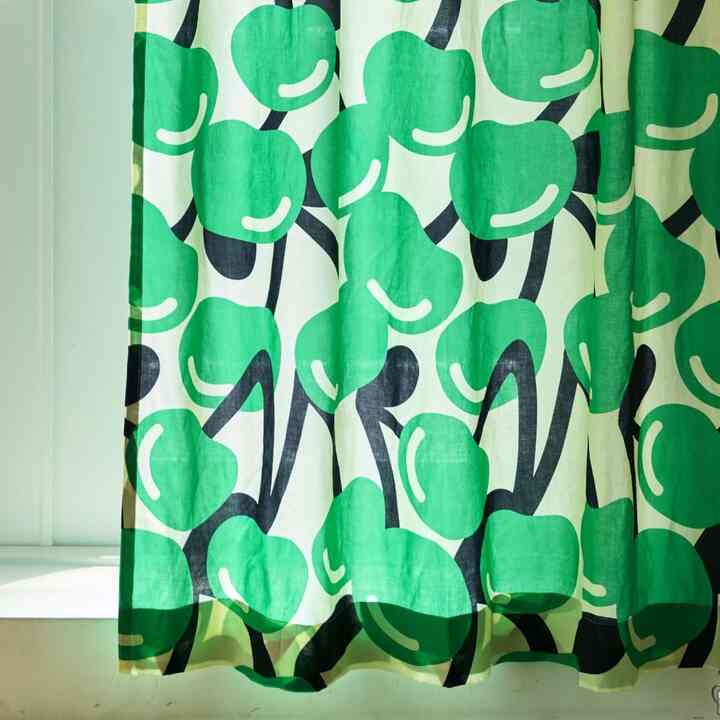 PICK MY CHERRY GREEN カーテン