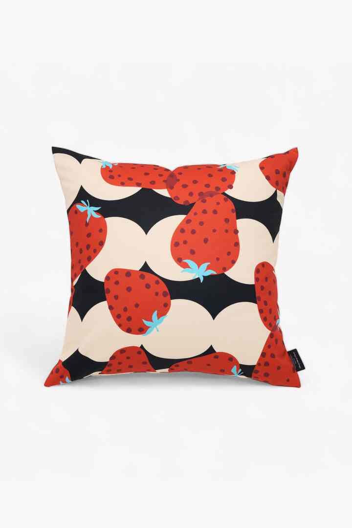 ALL THAT STRAWBERRY クッションカバー 50x50