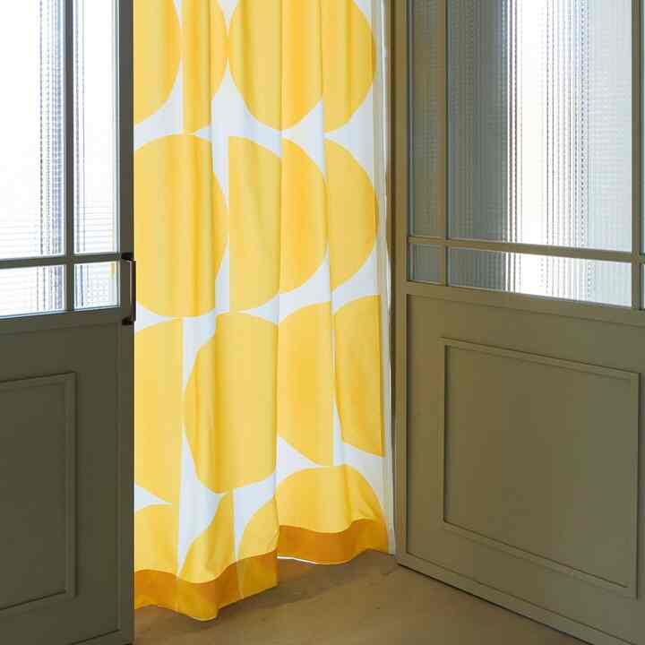 VIVID CLASSIC SUNNY SIDE UP カーテン