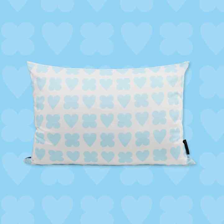 LUCKY HEARTY CLOUDY 枕カバー 50x70