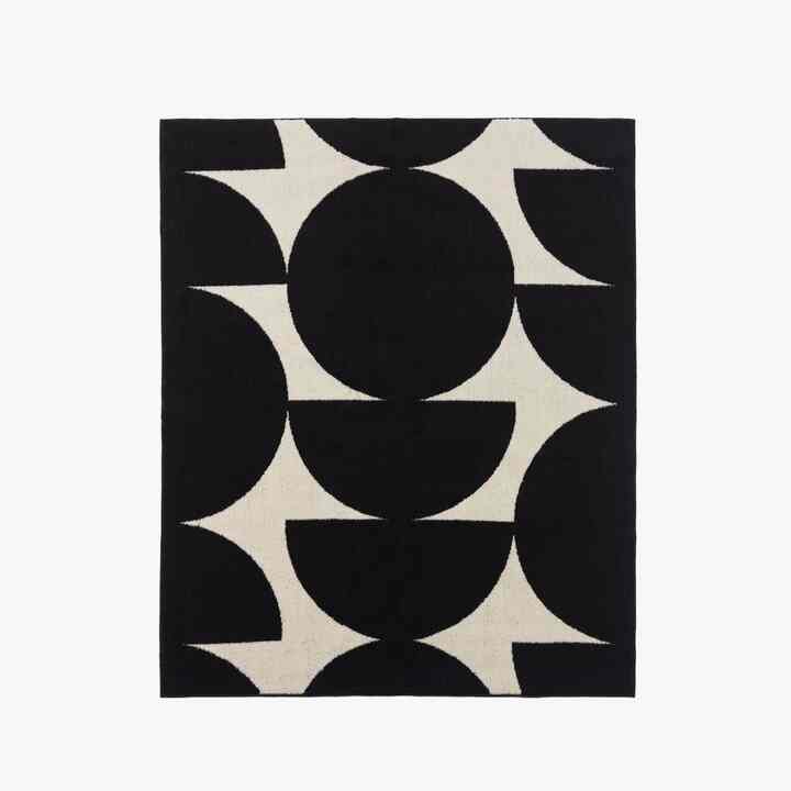 MOONY MOONIE BLACK ラグ 200x170cm