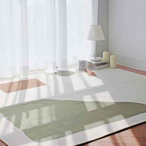 MIENNE ラグ［2サイズ］