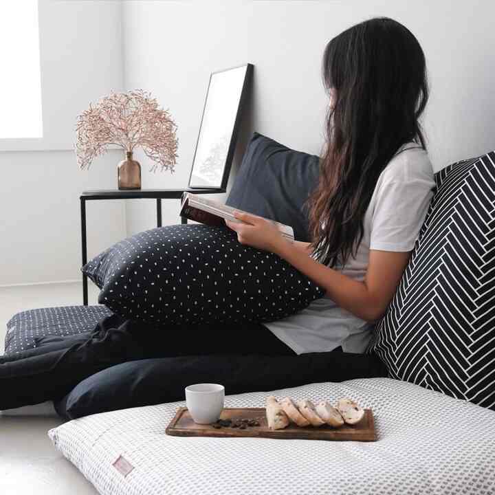 All Black Everything クッションカバー 70x70［4種］