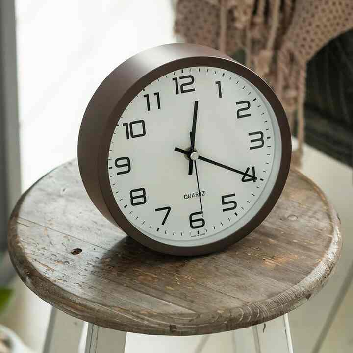 モダン 静音 ラウンド 卓上 壁がけ時計 17cm［3色］