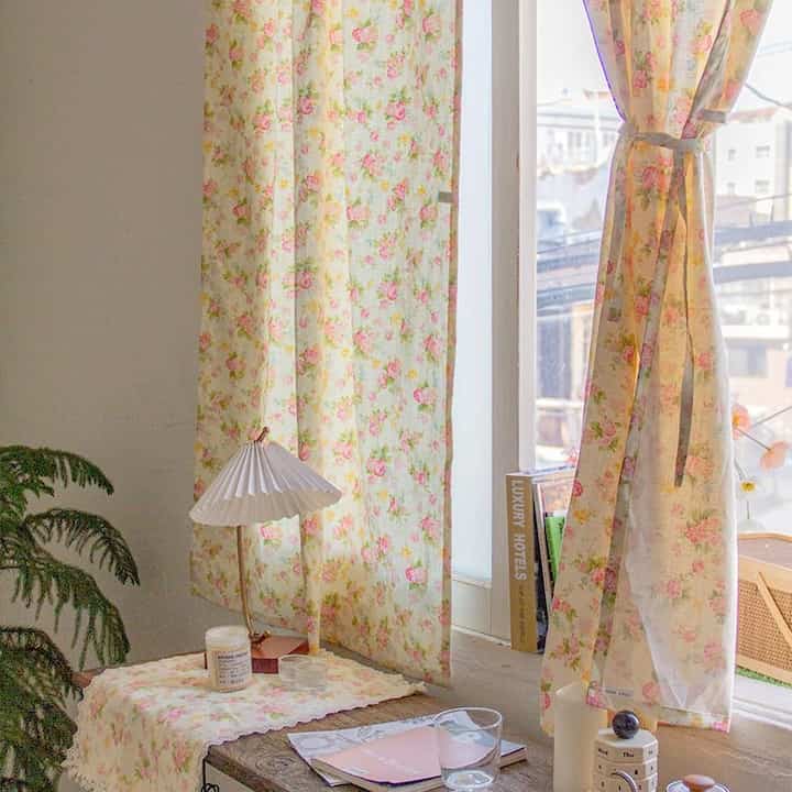 Retro Flower リネン カーテン［3サイズ］