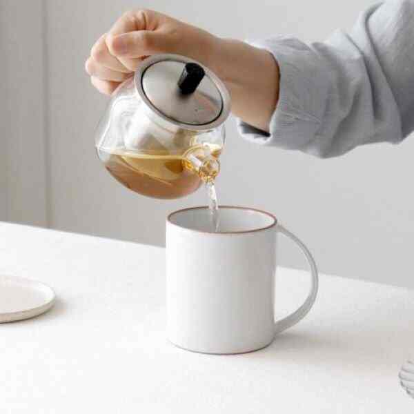 陶器のマグカップ 380ml［2色］