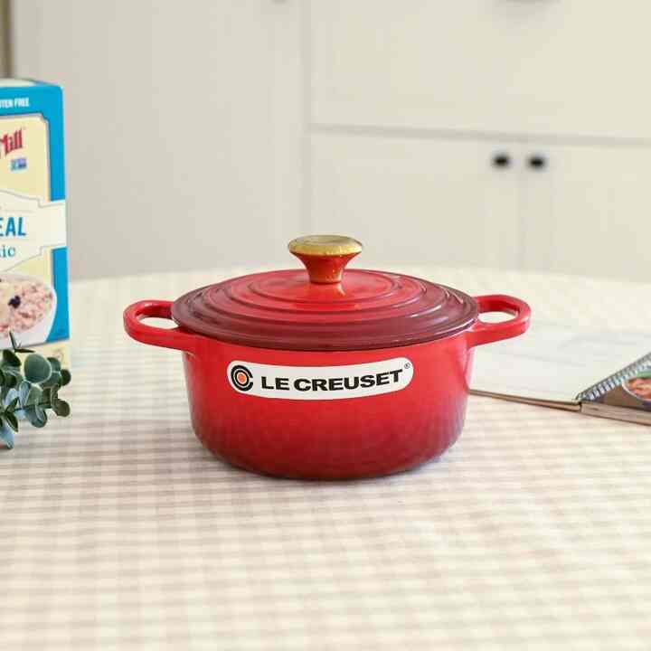 Signature ラウンド 鍋 18cm