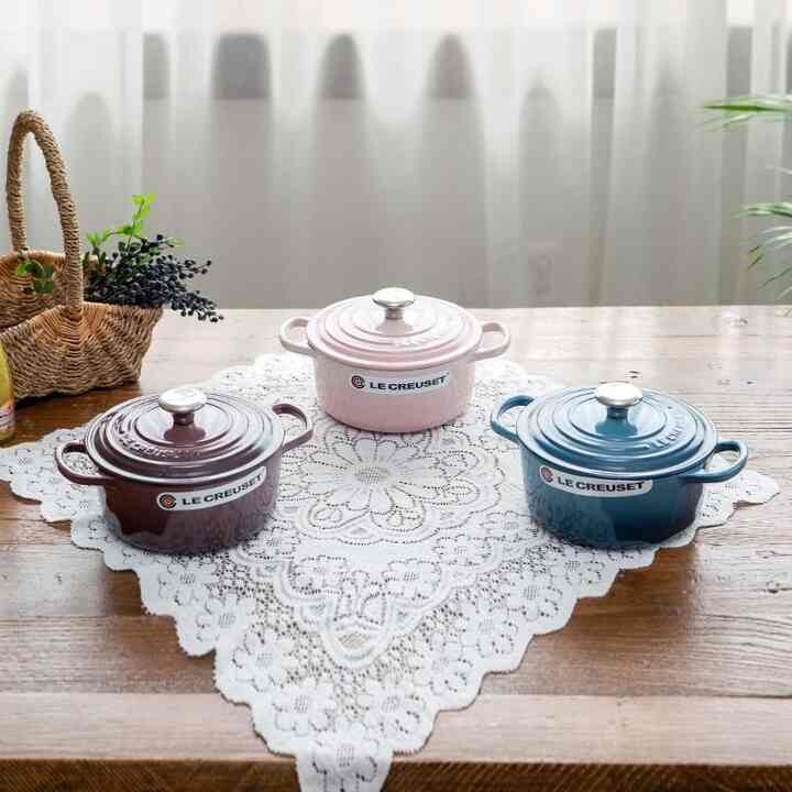 シグニチャー ラウンド 鋳物 鍋 20cm［5色］