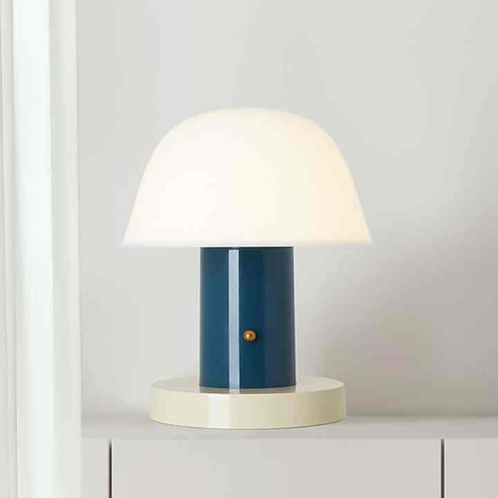 LED ルシラ テーブルスタンド［2色］