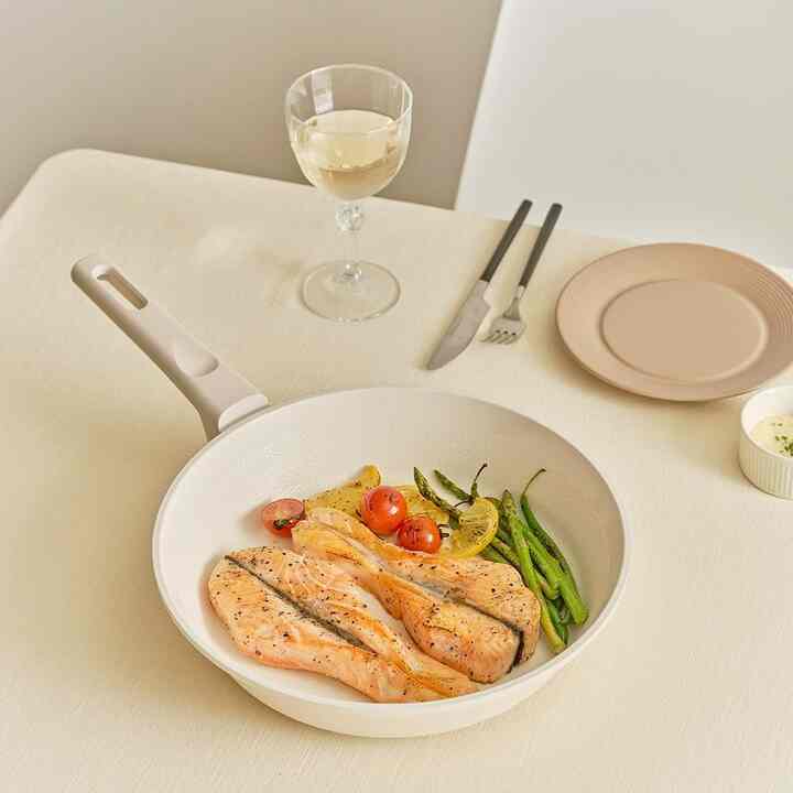 US フライパン 28cm［2色］