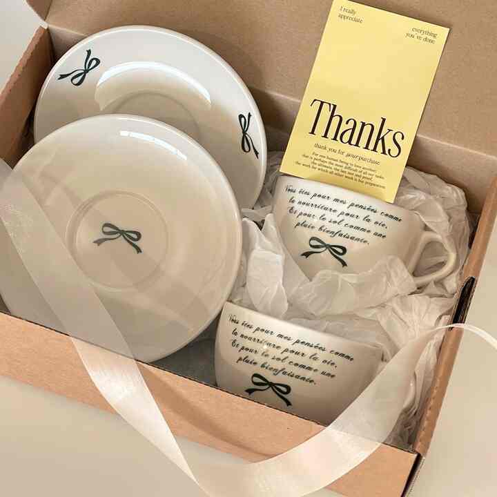 Green Ribbone ティーカップ＆ソーサー 2セット