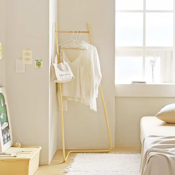 NORDIC コーナー ハンガーラック［2色］