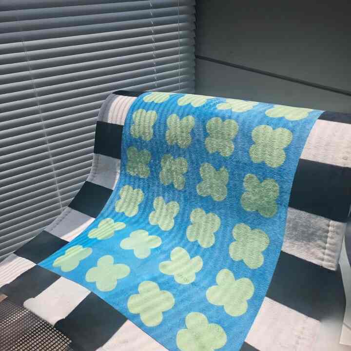 チェッカーボード ラグ