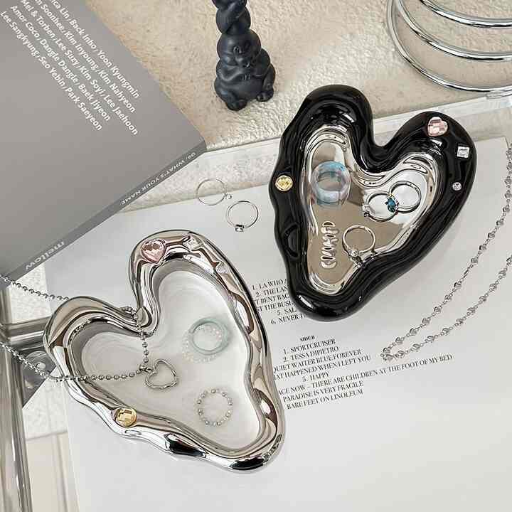 アッシュ ハート アクセサリートレイ［2色］