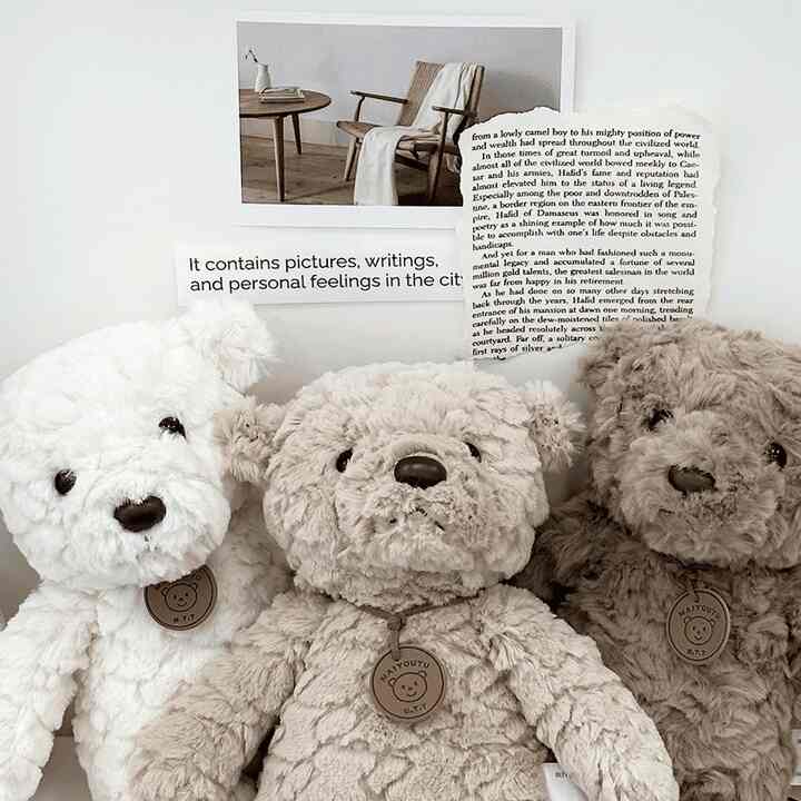 Winnie ベア ぬいぐるみ［3色］