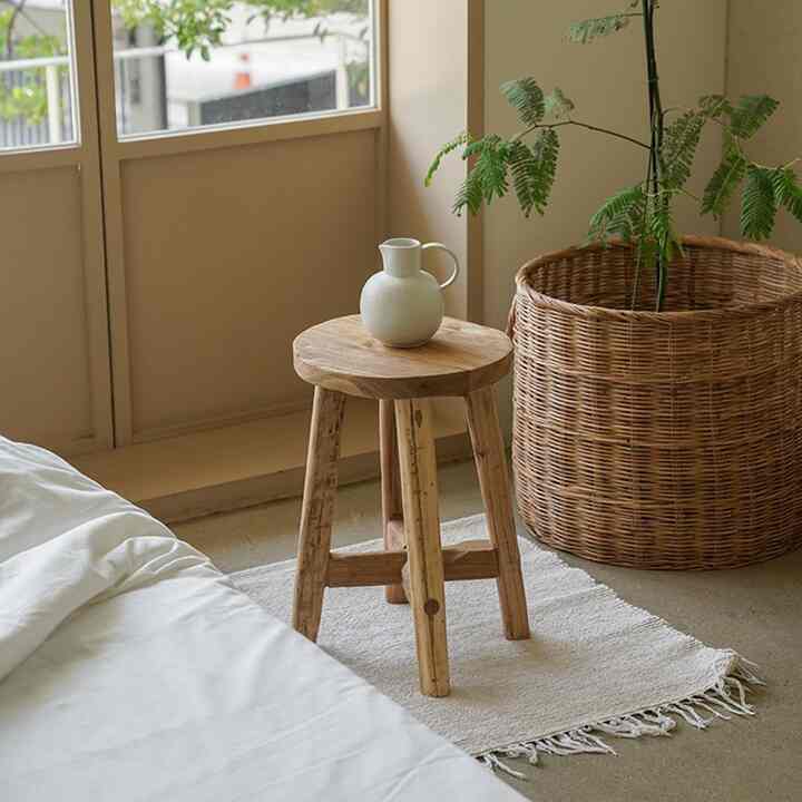 ローレンチーク無垢材ラウンドスツール